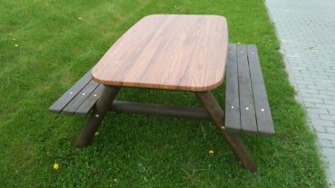 Stôl  + 2x lavica pre 8 - 10 detí doska stola 1400 x 800 mm doska HDPE čierna